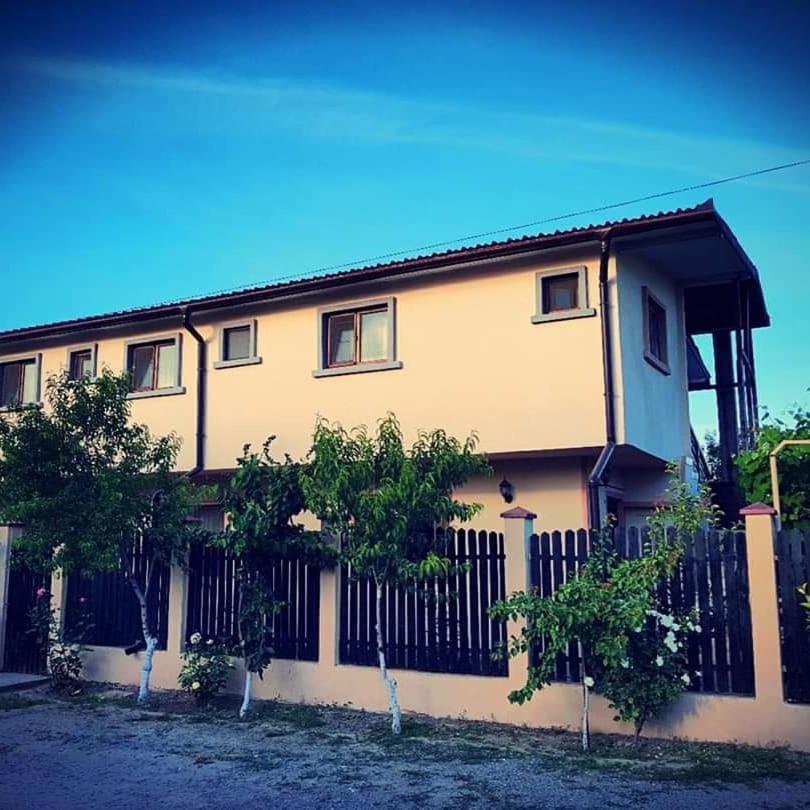 Casa Duminica Apartment 2 Mai Exterior photo