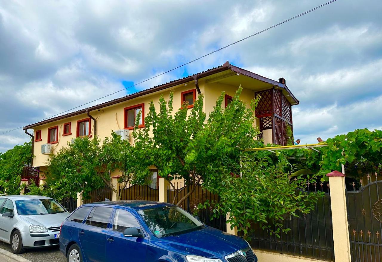 Casa Duminica Apartment 2 Mai Exterior photo